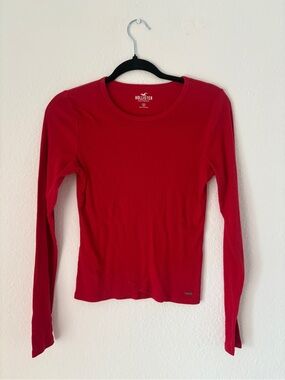 Hollister Slim Fit Long-Sleeve Crewneck Top - Red